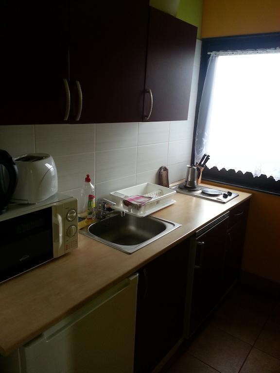 Nádor Apartman Balatonlelle Quarto foto